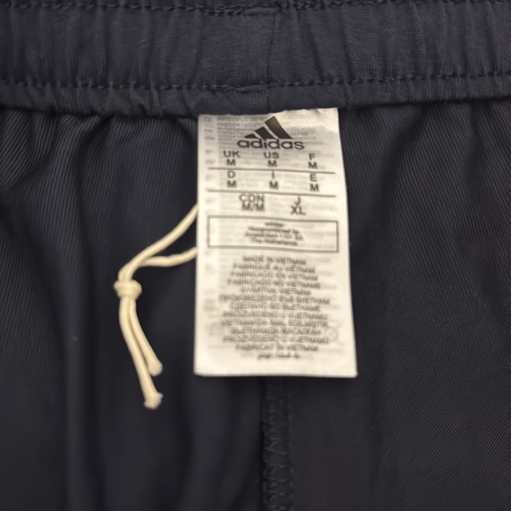 Men’s Adidas joggers - Picture 5 of 5